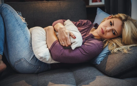 Дискомфорт в животе: возможные причины